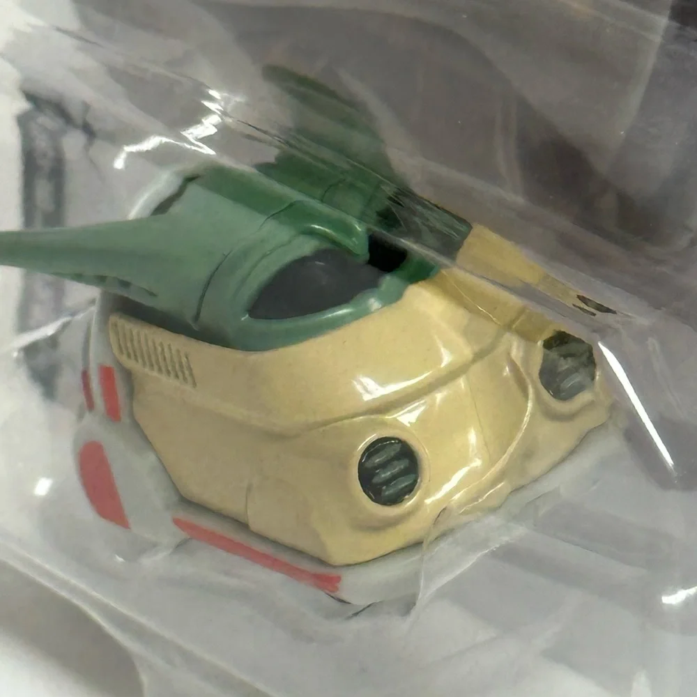 Disney Hot Wheels Star Wars The Mandalorian The Child Baby Yoda 2020 NEW